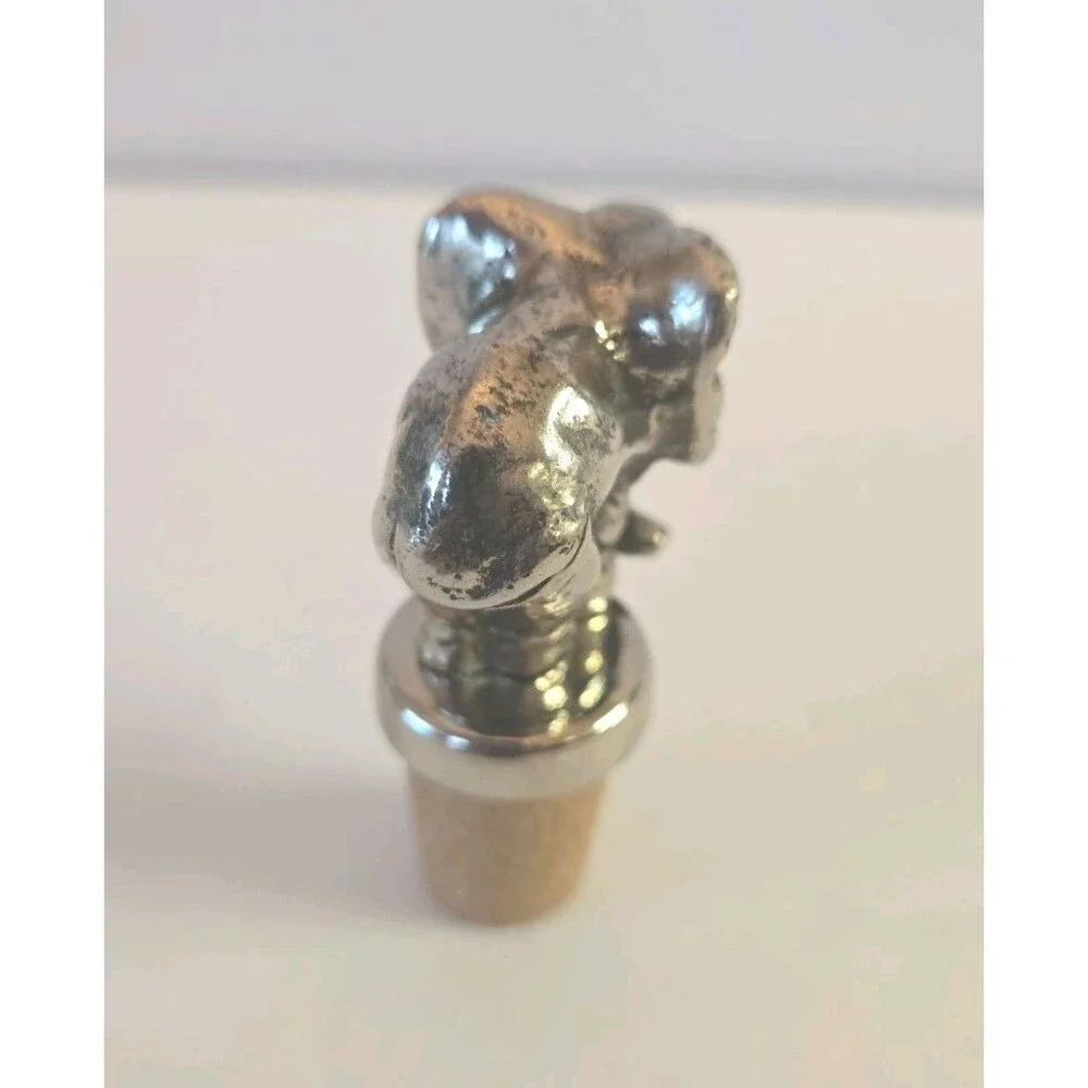 Vintage Silvertone Metal Elephant Stopper Wine Bottle Topper Figural